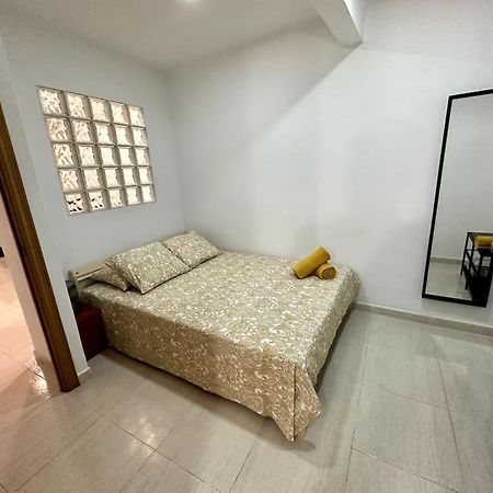 Little Horse Apartments 2 تاراغونا المظهر الخارجي الصورة