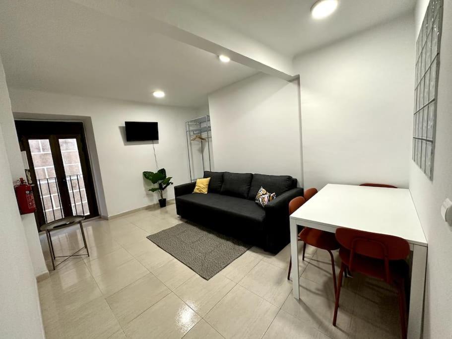 Little Horse Apartments 2 تاراغونا المظهر الخارجي الصورة